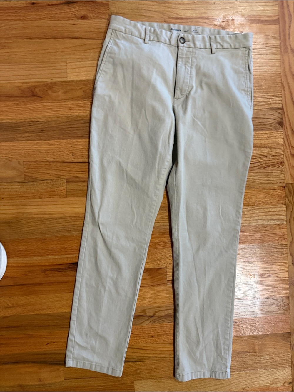 Men’s Old Navy slim flex khaki pant 32x32